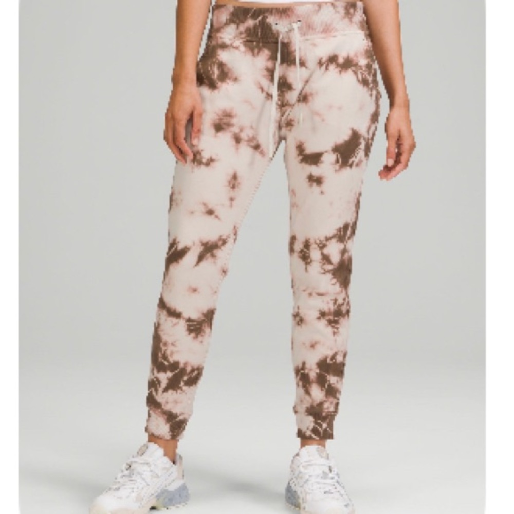 All yours hoodie & warm down jogger set LULULEMON - earth dye clay- EUC size 12